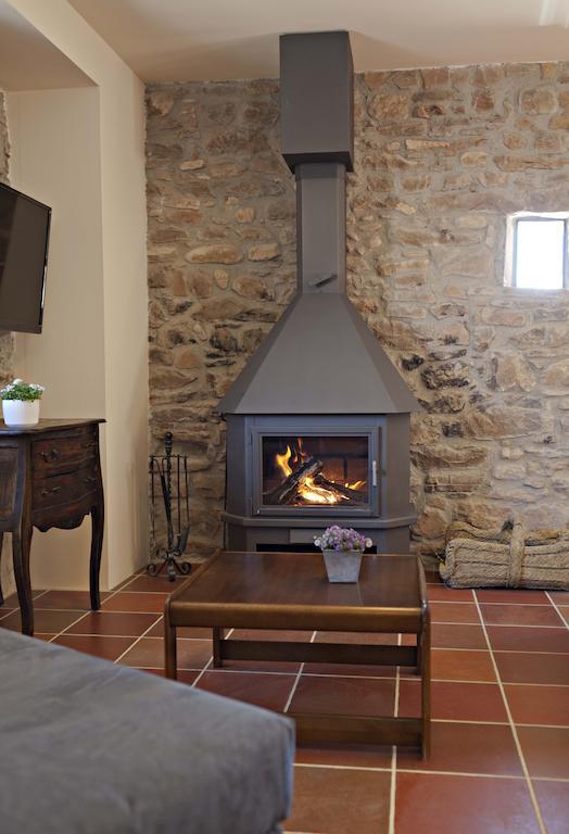 Masia Ca L'Anima La Baronia de Rialb Ruang foto